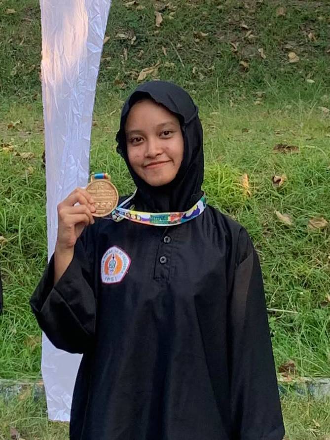 Chantika Asmarani Raih Juara 1 Kategori Seni Kreatif Putri Tingkat SLTA di Ajang The Sunrise of Java Silat Championship 1 tahun 2026